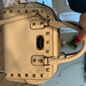 Cute crossbody